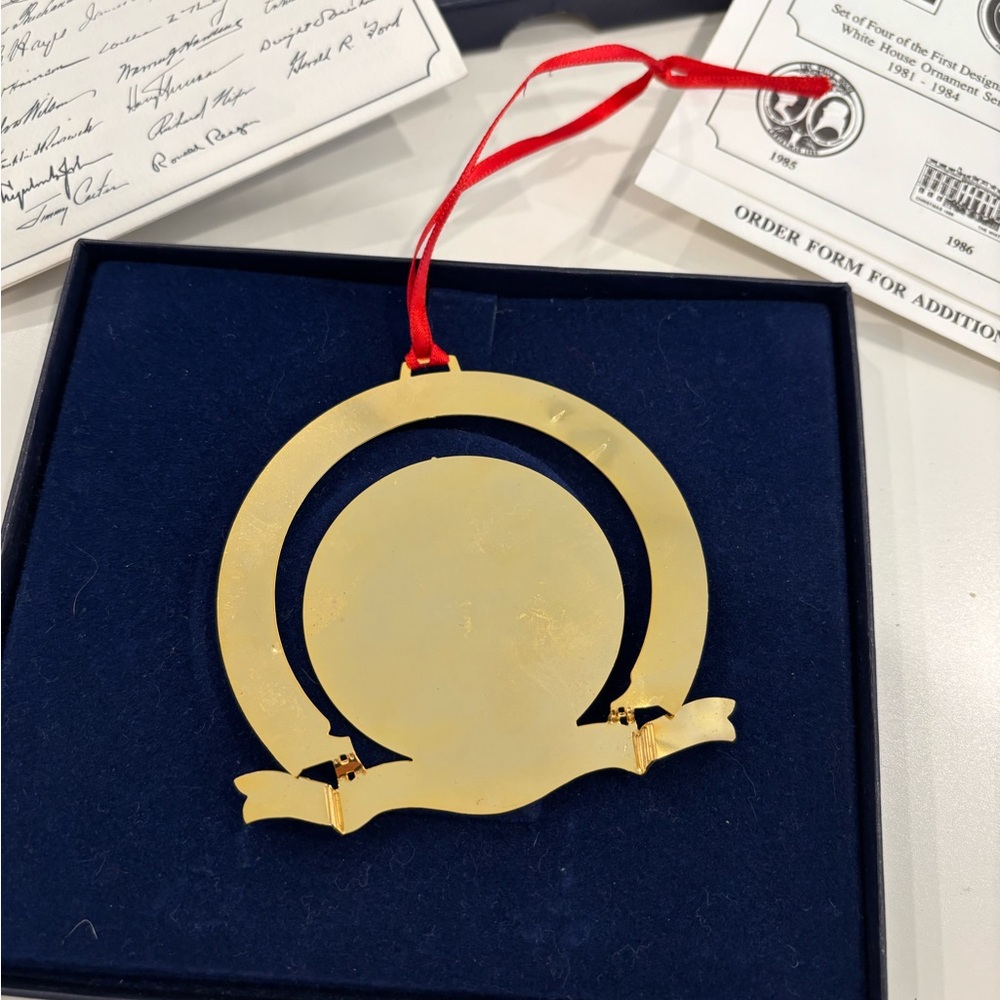 1989 Bicentennial president Xmas ornament - Picture 3 of 5